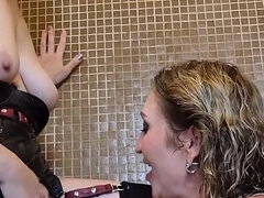 Enthousiasteling, Compilatie, Europees, Zoenen, Rijpe lesbienne, Nylonstof, Spuiten, Kousen