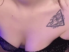 Beauté, Brunette brune, Mignonne, Solo