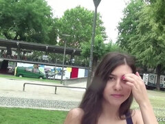 Grande cazzo, Gola profonda, Pisello, Tedesca amatoriale, Capellona, Soldi, Ragazza, Tette