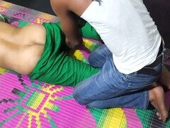 Sexy Indian aunty Safi-Sexy gets steamy with her young lover