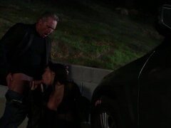 Fürdőszoba, Cumizás, Ondó fröcskölés, Arcra élvezés, Kézimunka, Nyalás, Nuni, Nedves