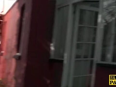 Britanke, Rjavolaska, Busty, Dildo, Doggystyle, Obrazno, Hardcore, Ponižanje