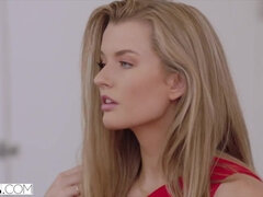 VIXEN Side Chick Surprises her Sugar Daddy at Home - Mia melano