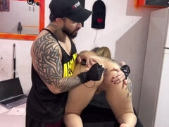 In den arsch, Arsch, Blondine, Vollbusig, Riesig, Natürlichen titten, Schlampe, Nass