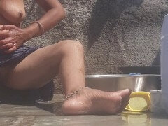 Leie, Aus dem arsch in den mund, Fingern, Handjob, Indisch, Im freien, Zierlich, Toilette