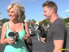 Blond, Bedriegen, Likken, Rijpe lesbienne, Moeder die ik wil neuken, Kut duiken, Realiteit, Geschoren