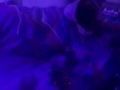 Amador amadora, Anal, Consolo, Máquina de sexo, Masturbação, Solo chão, Vibrador