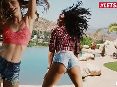 69, Χύσιμο, Μύς, Φυσικά βυζιά, Ξυρισμένη, Ρουφώντας, Τατουάζ, Τρίο