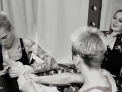 Amatorka, Dominacja, Stopy, Fetysz stóp, Niemiecki, Hd, Mamuśka, Niewolnik