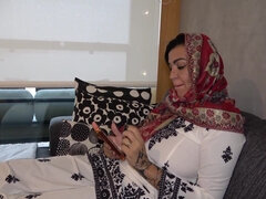 Arab, Kuřba, Brunetka, Péro, Hardcore, Hd, Homemade, Mamina