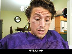 Stor kukk, Store pupper, Kukk suging, Cougar, Dype svelg, Milf, Mamma, Stemor