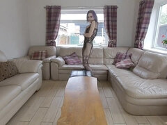 Amatör, Avsugning, Blottande, Onani, Pov, Solo, Stockings, Leksaker