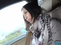 Sucer une bite, Voiture, Tir de sperme, Faciale, Branlette thaïlandaise, De plein air, Pov, Public