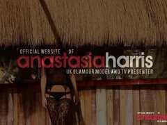 Kotě, Brunetka, Spodní prádlo, Softcore