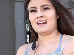 Amatőr, Kisbaba, Hatalmas hátsó, Cumizás, Gesztenyebarna, Ondó fröcskölés, Kőkemény, Nuni