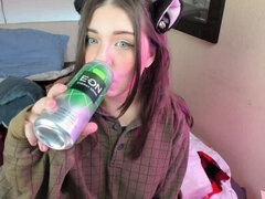 Catgirl blows and gets vibes