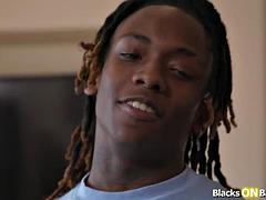 Velké péro, Velké kozy, Černé, Ebenové, Mezirasové, Milf žcbp, Nevlastní máma, Kozičky