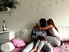 Schwarz, Russisch, Jungendliche (18+)