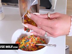 Stor rumpe, Stor kukk, Blond, Kukk suging, Cougar, Dype svelg, Moden, Milf