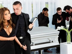 Asiatisch, Grosser arsch, Grosser schwanz, Grosse titten, Braunhaarige, Interrassisch, Milf, Büro