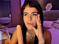 Babe, Brunette, Søt, Latina, Onani, Alene, Pupper, Webkamera