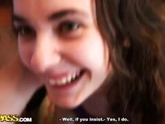 Leie, Blasen, Braunhaarige, Spermaladung, Lecken, Pov, Rasiert, Jungendliche (18+)