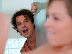 Grote kont, Pijpbeurt, Gevangen, Schattig, Likken, Geschoren, Trio, Tieten likken