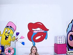 Gros cul, Grosse bite, Blonde, Éjaculation interne, Lécher le sphincter, Criant, Rasée, Nénés