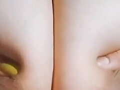 Leie, Asiatisch, Selbstgemacht, Japanische massage, Laktieren, Milf, Natürlichen titten, Solo