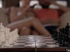 Pijpbeurt, Bruinharig, Rondborstig, Hondjeshouding, Likken, Rijpe lesbienne, Moeder die ik wil neuken, Taboe