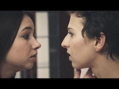 Černé, Prstění, Podpatky, Líbání, Lesbické, Přírodní, Kalhotky, Tetování