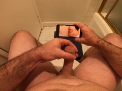 18 años, Cuarto de baño, Culo grande, Familia, Hd, Casero, Masturbación, Pov