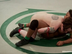 Anál, Dominancie, Sedenie na tvári, Prstovanie, Poníženie, Lesbické, Pička, Wrestling