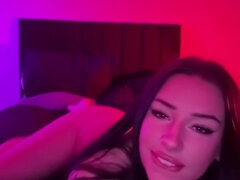 Leie, Arsch, Grosser arsch, Britisch, Schmuddelige sprache, Riesig, Milf, Solo
