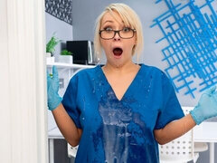 Amatör, Stor stjärt, Stora tuttar, Blondin, Avsugning, Doggystyle, Ebenholts, Mellanrasig