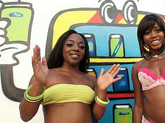 Αφρικανός, Μεγάλος πούτσος, Πίπα, Χύσιμο, Τρίο, Βυζιά, Πουτάνα