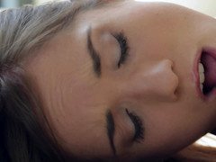 Brunetka, Erotika, Masturbácia, Vyzlečené, Pička, Teenka