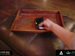 18 jaar, Grote kont, Grote mammen, Diep in de keel, Hardcore, Realiteit, Douche, Tiener