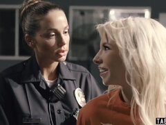 Tekintélyes didik, Kebles, Ujjazás, Leszbikus, Filigrán alkatú, Nuni, Tabu, Begyek