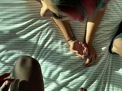 Grosse bite, Blonde, Sucer une bite, Branlette thaïlandaise, Hard, Interracial, Pov, Nénés