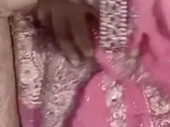 Hot Parosan Muslim Bhabhi Used to Play with My Indian Fat Cock