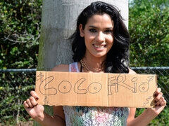 Soverom, Stor rumpe, Store pupper, Kukk suging, Brunette, Bakfra, Latina, Tenåring