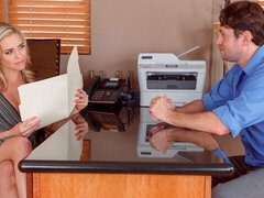 Amatoriale, Grande cazzo, Tette grandi, Bionda, Pompino, Da dietro, Segretaria, Ragazza