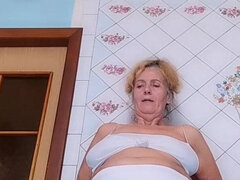 Amatoriale, Casalinga, Cucina, Lingerie, Matura, Solo, Moglie