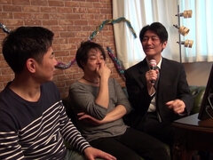 Asiático, Mamada, Tetona, Sexo duro, Japonés, Medias largas, Esposa