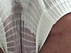 Amateur, Culo, Cuarto de baño, Culo grande, Pareja, Bragas, Orinar, Pov