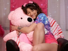 Amatéri, Prstovanie, Masturbácia, Drobunké, Vychudnutá, Stripping, Teenka, Kozičky