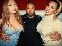 Velika rit, Velik kurac, Velike joške, Fafanje, Doggystyle, Moški z dvema ženskama