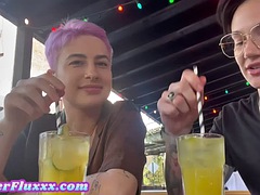 素人, 美女, 指いじり, 彼女, レズビアン, なめる, タトゥー, オッパイの