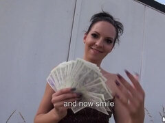 Grosser arsch, Grosser schwanz, Blasen, Hundestellung, Geld, Im freien, Dürr, Jungendliche (18+)